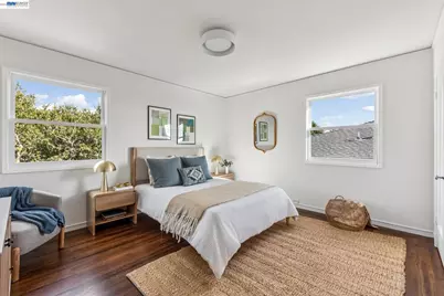 3386 Herrier St, Oakland, CA 94602 - Photo 25