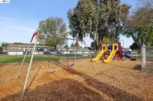 1475 St James Pkwy, Concord, CA 94521 - Photo 41