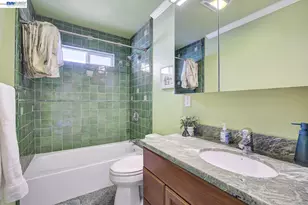 2635 10th St, Oakland, CA 94601 - Photo 33