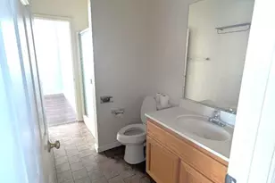 4958 Bay View Cir, Stockton, CA 95219 - Photo 5