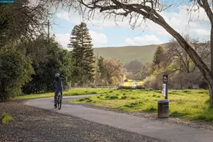 2080 Essenay Ave, Walnut Creek, CA 94597 - Photo 39