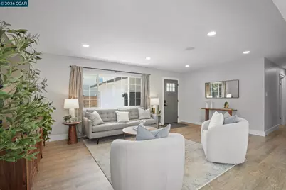 69 Fordham Ct, Pleasant Hill, CA 94523 - Photo 3