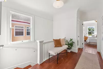 836 19th St, Oakland, CA 94606 - Photo 17