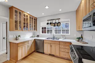 6344 Snake Rd, Oakland, CA 94611 - Photo 11