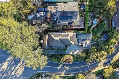 6344 Snake Rd, Oakland, CA 94611 - Photo 41