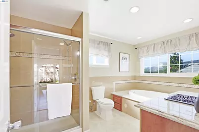 35234 Cornish Dr, Fremont, CA 94536 - Photo 23