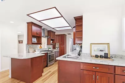 35234 Cornish Dr, Fremont, CA 94536 - Photo 15