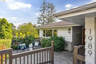 1989 Oakview Dr, Oakland, CA 94602 - Photo 7