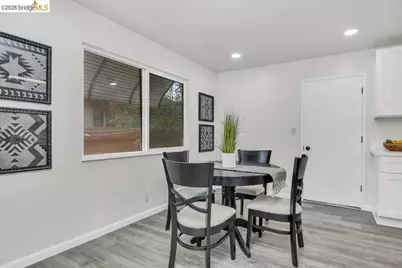 2734 Balboa Dr, Tracy, CA 95376 - Photo 9