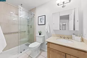 1111 Compass Ln, Foster City, CA 94404 - Photo 23