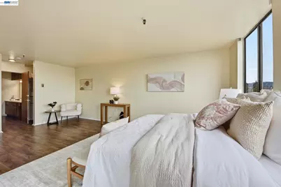 303 Adams St #301, Oakland, CA 94610 - Photo 17