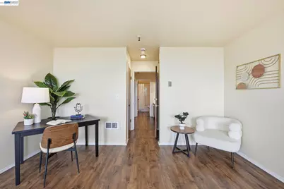 303 Adams St #301, Oakland, CA 94610 - Photo 11