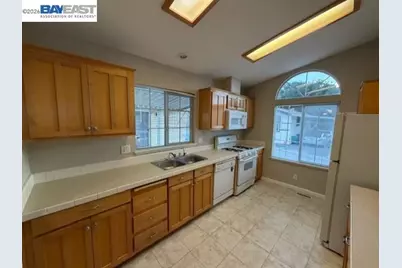 1200 Winton Ave #90, Hayward, CA 94545 - Photo 5