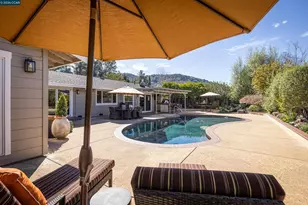 136 Shuey Dr, Moraga, CA 94556 - Photo 37