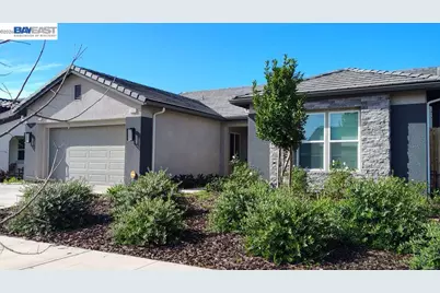 2935 21st Ave, Kingsburg, CA 93631 - Photo 1