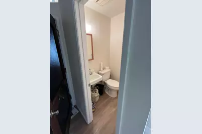 90 Mission Dr, Pleasanton, CA 94566 - Photo 11