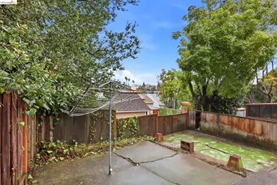 4445 Tompkins Avenue, Oakland, CA 94619 - Photo 33