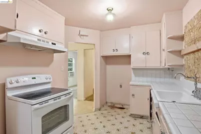 4445 Tompkins Avenue, Oakland, CA 94619 - Photo 13