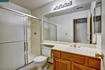 1286 Clarke Ln, Alameda, CA 94502 - Photo 15