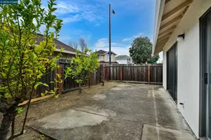 1286 Clarke Ln, Alameda, CA 94502 - Photo 29