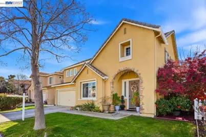 2248 Golden Leaf Ln., Tracy, CA 95377 - Photo 3