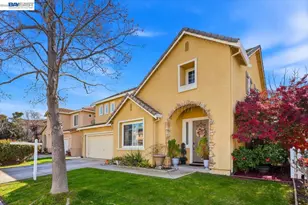 2248 Golden Leaf Ln, Tracy, CA 95377 - Photo 3