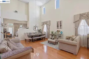 2248 Golden Leaf Ln, Tracy, CA 95377 - Photo 7