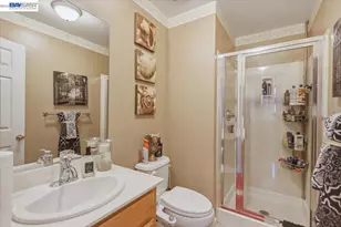 2248 Golden Leaf Ln, Tracy, CA 95377 - Photo 49