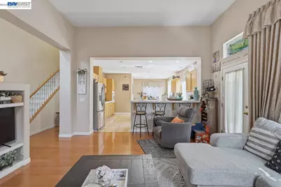 2248 Golden Leaf Ln., Tracy, CA 95377 - Photo 25