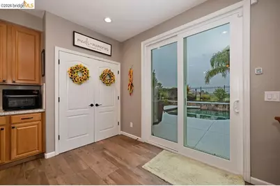 10914 Woodring Drive, Mather, CA 95655 - Photo 11