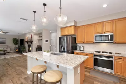 10914 Woodring Drive, Mather, CA 95655 - Photo 7