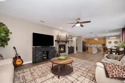 10914 Woodring Drive, Mather, CA 95655 - Photo 17