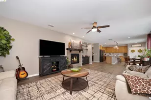 10914 Woodring Dr, Mather, CA 95655 - Photo 17