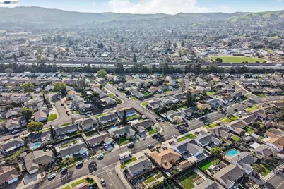 7865 Tamarack Dr, Dublin, CA 94568 - Photo 43