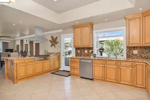1056 Discovery Bay Blvd, Discovery Bay, CA 94505 - Photo 15