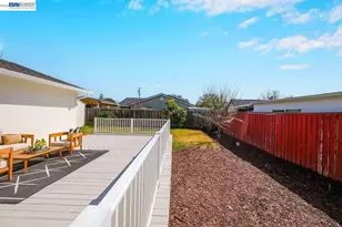 2038 Hartnell St, Union City, CA 94587 - Photo 23