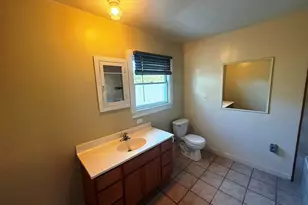 3825 Keller Ave, Oakland, CA 94605 - Photo 5