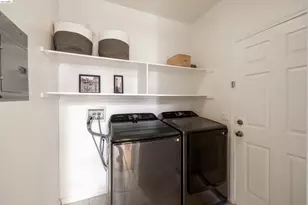 2328 Grassland Way, Antioch, CA 94531 - Photo 15