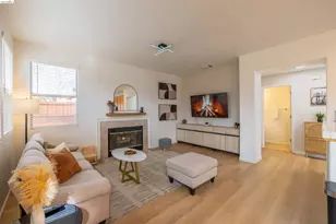 2328 Grassland Way, Antioch, CA 94531 - Photo 11