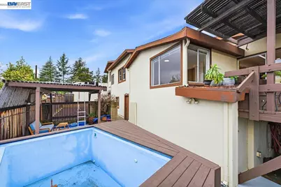 18425 Pepper St, Castro Valley, CA 94546 - Photo 39