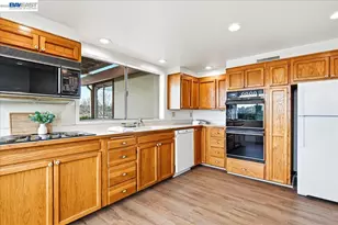 18425 Pepper St, Castro Valley, CA 94546 - Photo 17