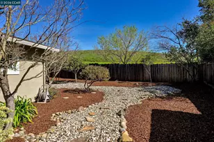 1358 Swallow Tail Rd, Concord, CA 94521 - Photo 27