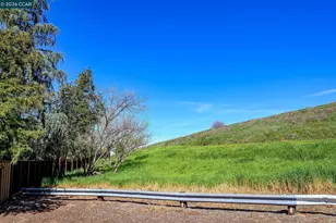 1358 Swallow Tail Rd, Concord, CA 94521 - Photo 31