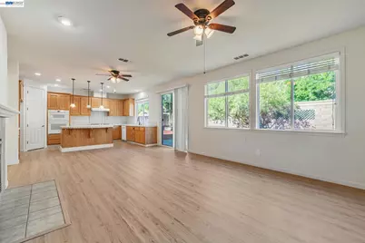 5675 Arcadia Cir, Discovery Bay, CA 94505 - Photo 11