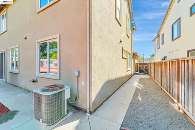 5675 Arcadia Cir, Discovery Bay, CA 94505 - Photo 51