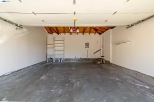 2540 16th St, Oakland, CA 94601 - Photo 41