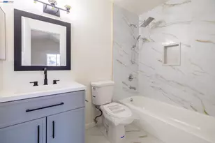 2540 16th St, Oakland, CA 94601 - Photo 19