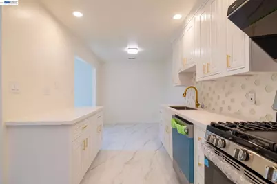 2540 16th St, Oakland, CA 94601 - Photo 11