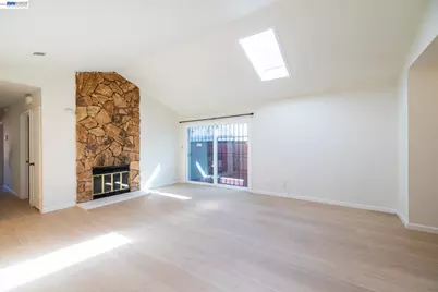 2540 16th St, Oakland, CA 94601 - Photo 5