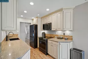 9025 Alcosta Blvd, San Ramon, CA 94583 - Photo 5